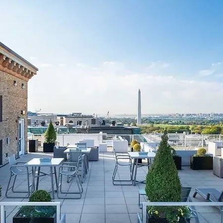 Global Luxury Suites At The White House-2