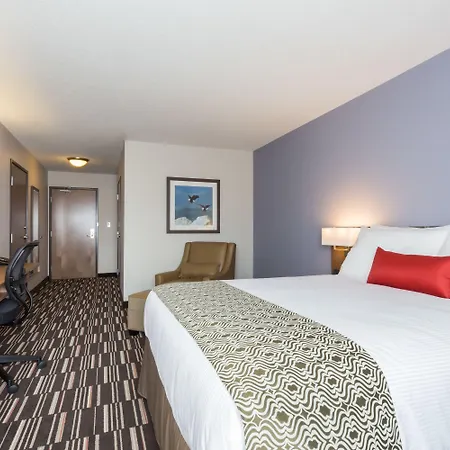 Microtel Inn & Suites By Wyndham Fort Saint John-3