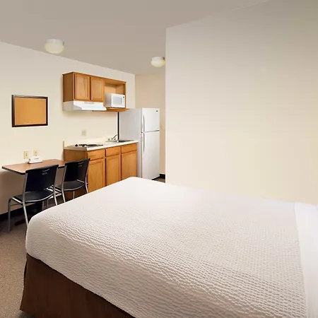 Woodspring Suites El Paso-2
