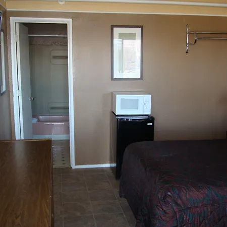 Nampa Downtown Inn-2