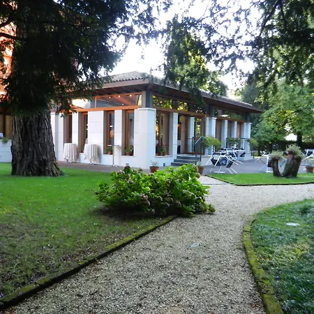Eurohotel Palace Maniago-3