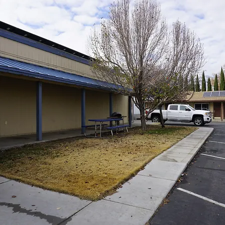 Bristlecone Motel-3
