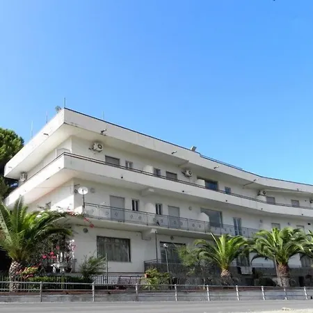 Hotel Eden-2
