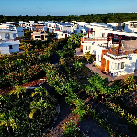 Gran Pacifica Beach Resort & Homes-3