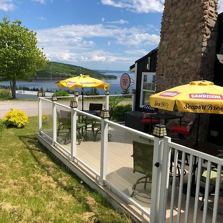 The Iona Heights Inn-3