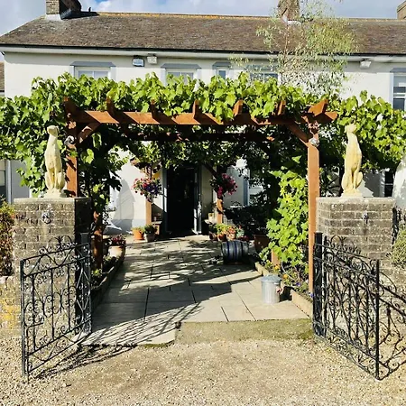 The Greyhound Inn-3
