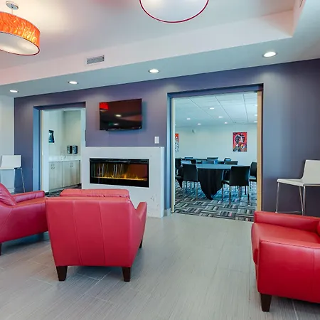 Microtel Casselman-2