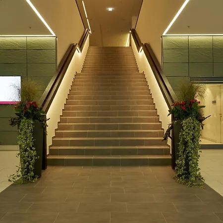 Hyperion Hotel Hamburg City, Trademark Collection By Wyndham-3