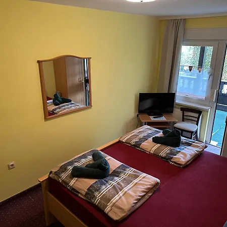 Motel Zur Festwiese-3