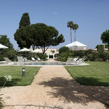 Donna Coraly Country Boutique Hotel-3