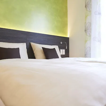 Eee Hotel Marchtrenk-3