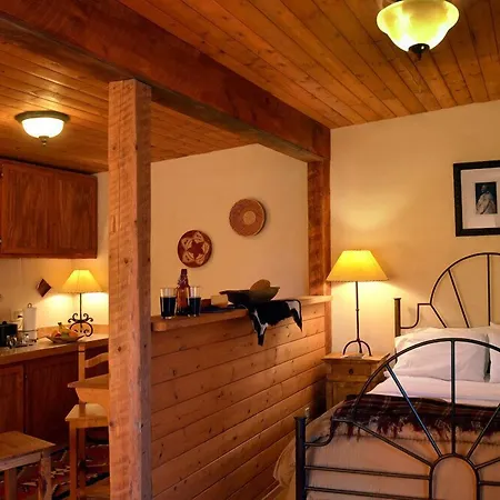 The Maverick Inn-3