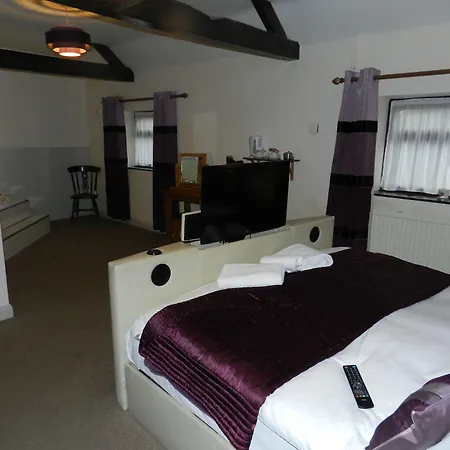 Oyo Elm Farm Country House, Norwich Airport-3
