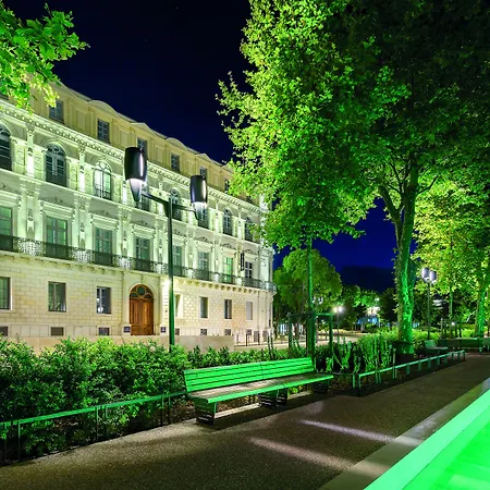 Appart'City Collection Nimes Arenes-2