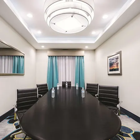 La Quinta By Wyndham Odessa North - Sienna Tower-3