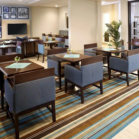 Hawthorn Suites By Wyndham Wheeling At The Highlands-3