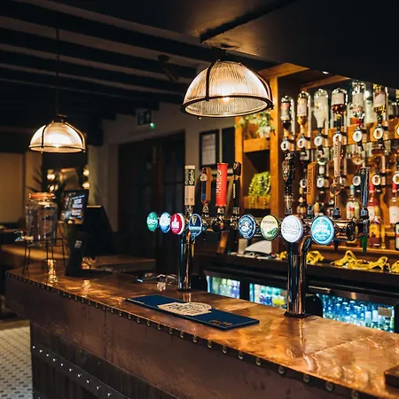 Coaching Inn-2