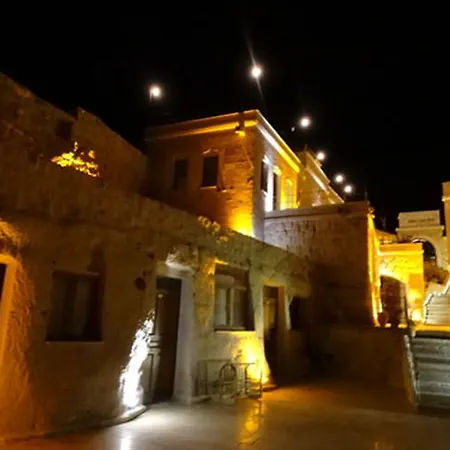Emit Sakura Cave Hotel-3