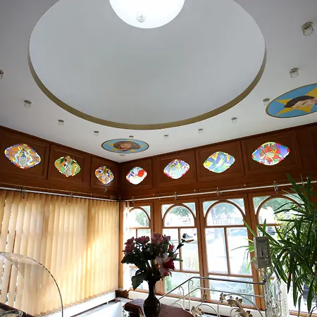 Hoeckner Plaza Hotel-3