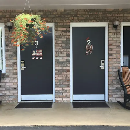 Cardinal Inn-3