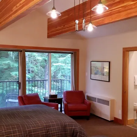 The Lodge At Skeena Landing-3