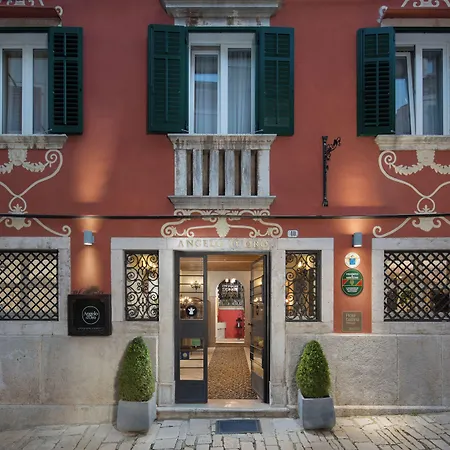 Heritage Hotel Angelo d'Oro-3