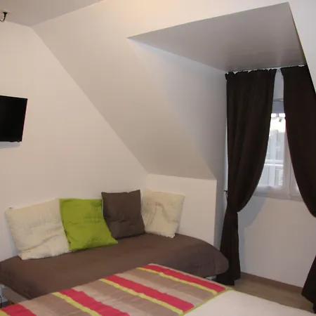 Brit Hotel Cherbourg-2