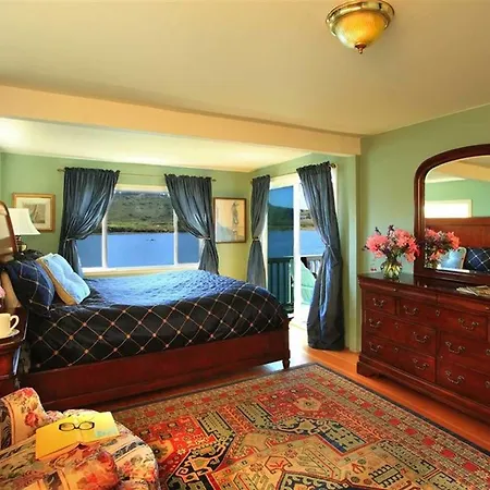 Jenner Inn-3