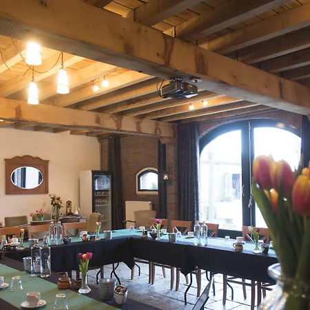 Hotel Herberg De Lindehoeve-3