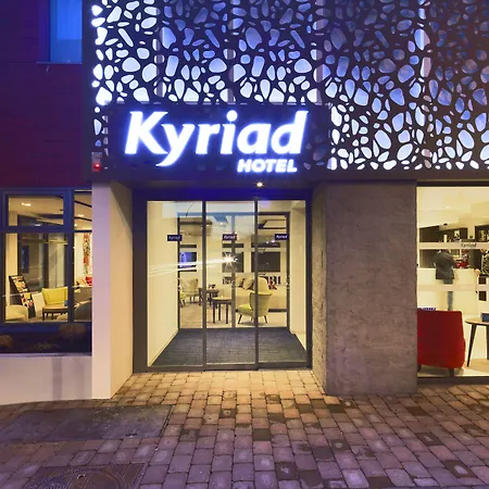 Kyriad Troyes Centre-3