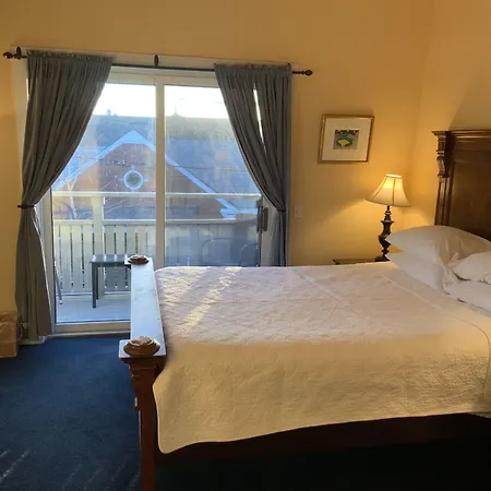 Brasswood Inn-2