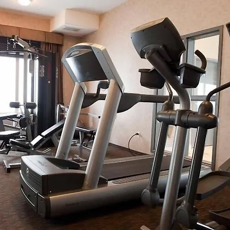 Paradise Inn And Suites-2