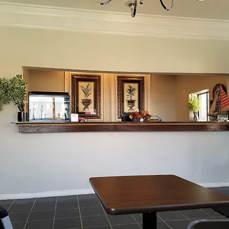 Star Inn Biloxi-3