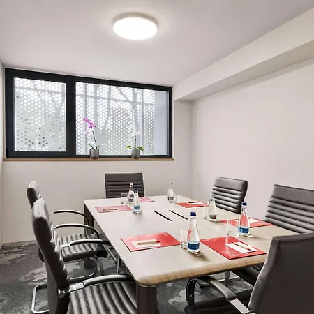 Ramada By Wyndham Slatina Parc-3