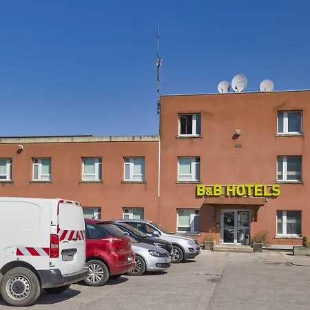 B&B HOTEL Troyes Centre-2