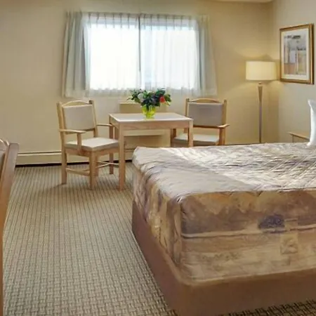 Nova Inn Kindersley-2