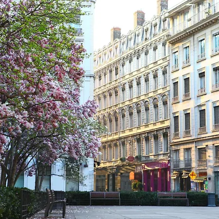 Hotel des Celestins-3