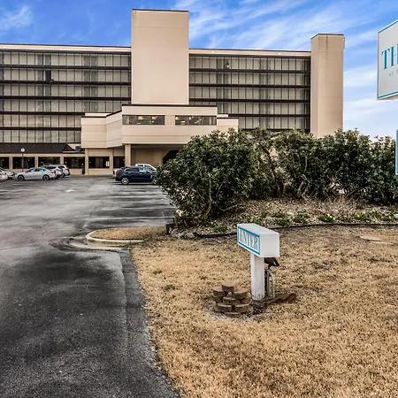 Crystal Coast Oceanfront Hotel-2