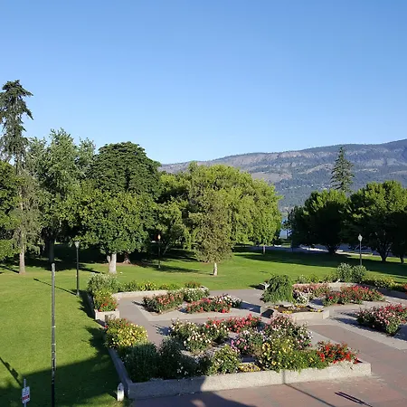 Hotel Zed Kelowna-3