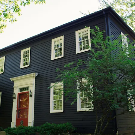 Squire Tarbox Inn-3