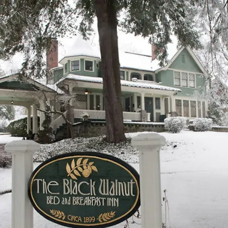 Black Walnut B&B Inn-2