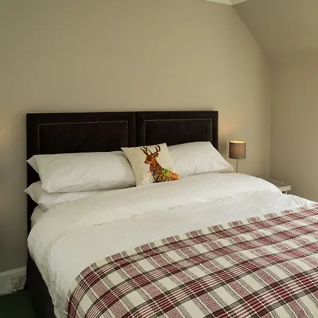 The Inn At Loch Tummel-3