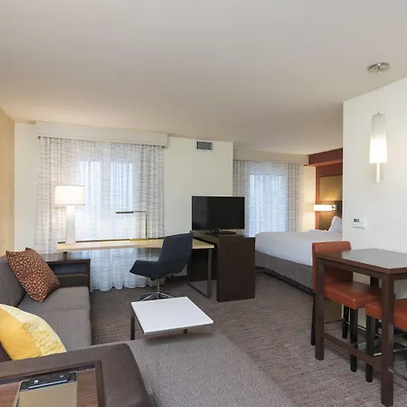Residence Inn By Marriott Milwaukee West-3