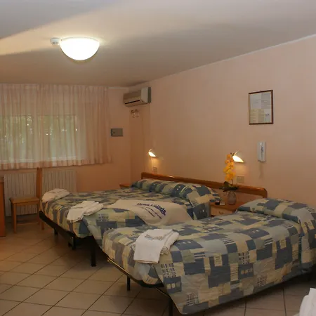 Hotel Letizia-3