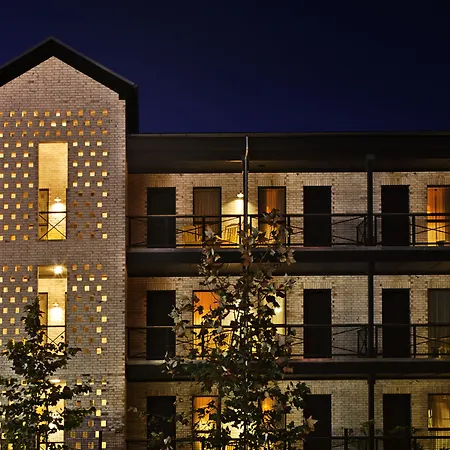 Cavalry Court, By Valencia Hotel Collection-2