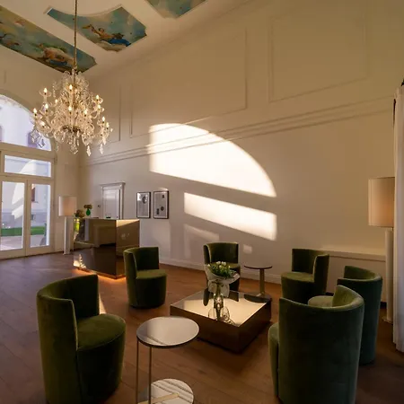 Hotel Villa Soligo - Small Luxury Hotels Of The World-3