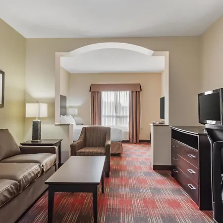 Best Western Plus Red Deer Inn & Suite-3