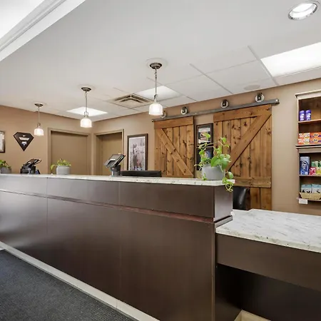 Best Western Plus Red Deer Inn & Suite-2
