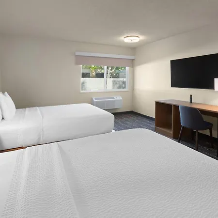Ramada By Wyndham Merced-2