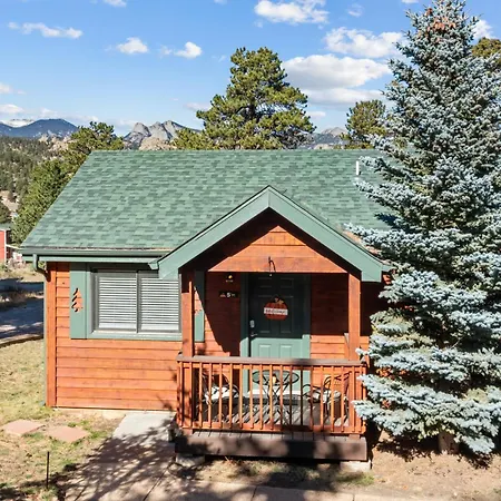 Mountain Shadows Cabins-3